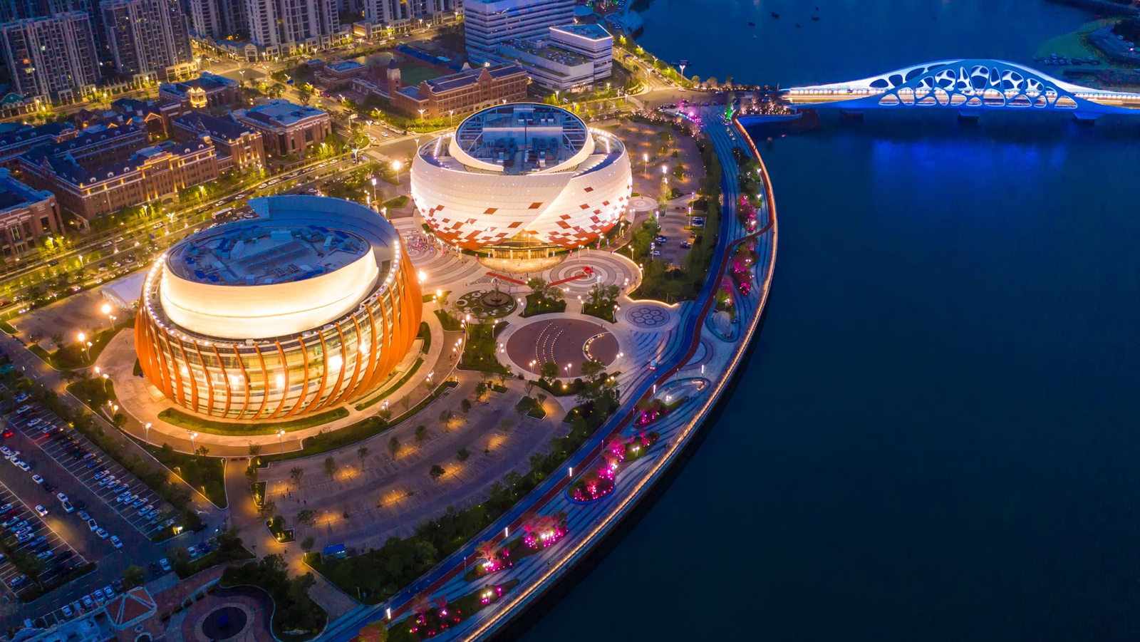 QINGDAO ORIENTAL MOVIE METROPOLIS CHINA| LOW-E LAMINATED IGU